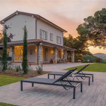 Villa La Guardiola Capo Perla